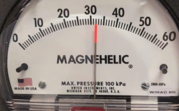 Đồng Hồ Chênh Áp Thấp | Differential Pressure Gauge Phòng Sạch | HUPHACO