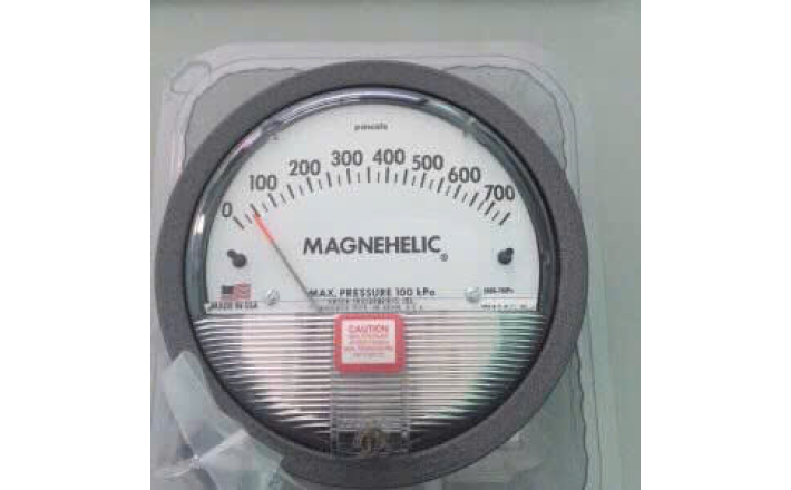 Đồng Hồ Chênh Áp Thấp | Differential Pressure Gauge Phòng Sạch | HUPHACO